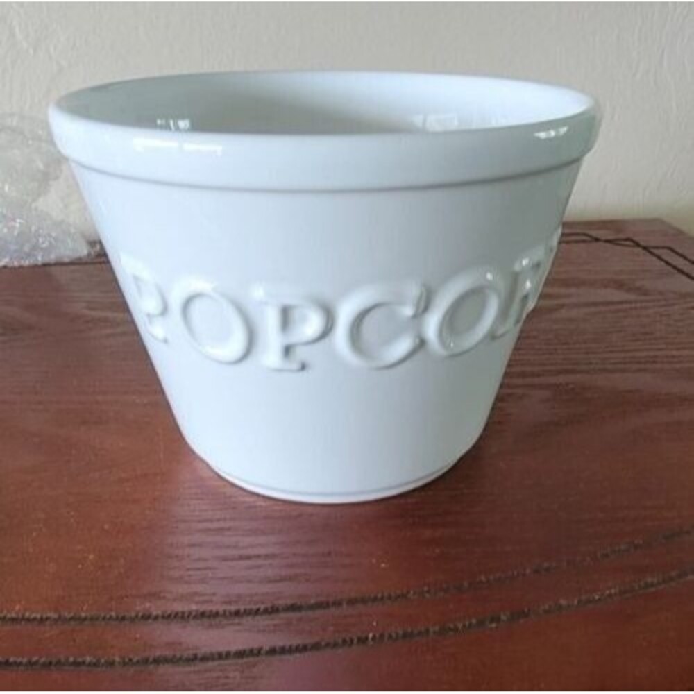 Crate & Barrel Small White Embossed Ceramic Popcorn Bowl 4" x 5.5"New